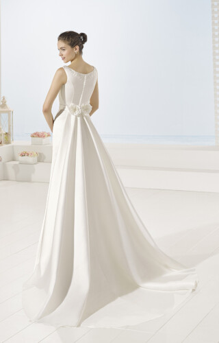 suknia slubna luna novias yumbo
