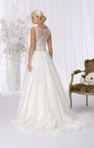 suknia slubna tres chic 8274