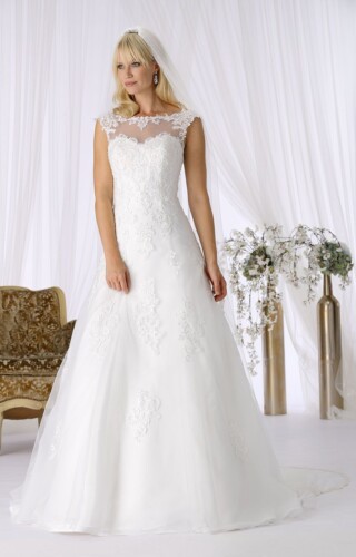 suknia slubna tres chic 8372