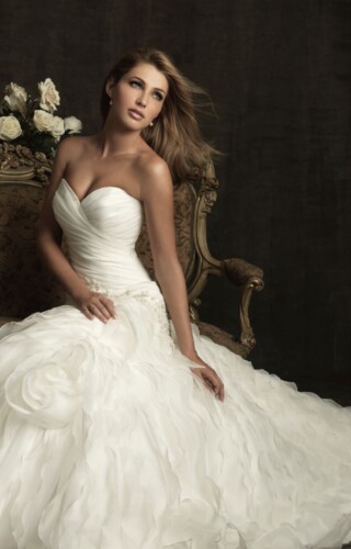suknia slubna allure bridals 8921