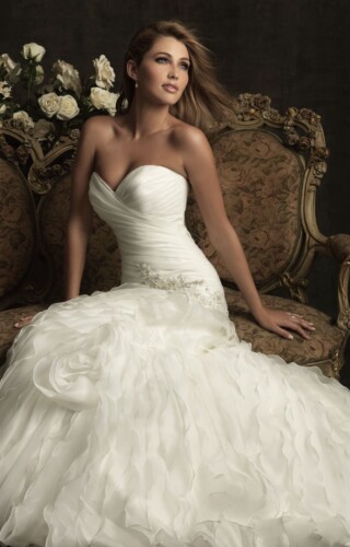 suknia slubna allure bridals 8921
