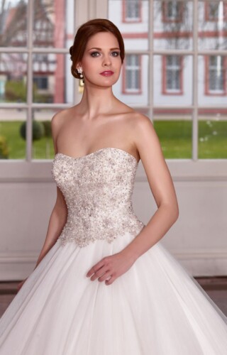 suknia slubna diane legrand 5110