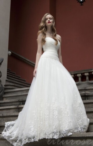 suknia slubna julia rosa 514