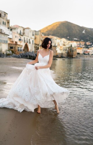 suknia slubna allure bridals F208 Lakyn