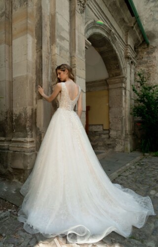 suknia slubna queen 2316