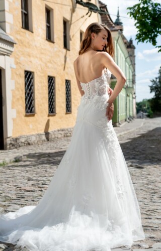 suknia slubna queen 2326