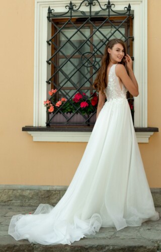 suknia slubna queen 2327